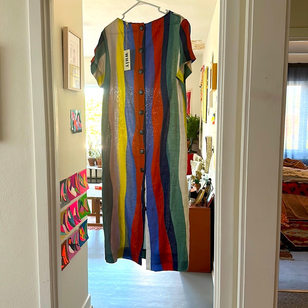 Linen maxi dress buttons down the back. Never been worn. Beautiful!